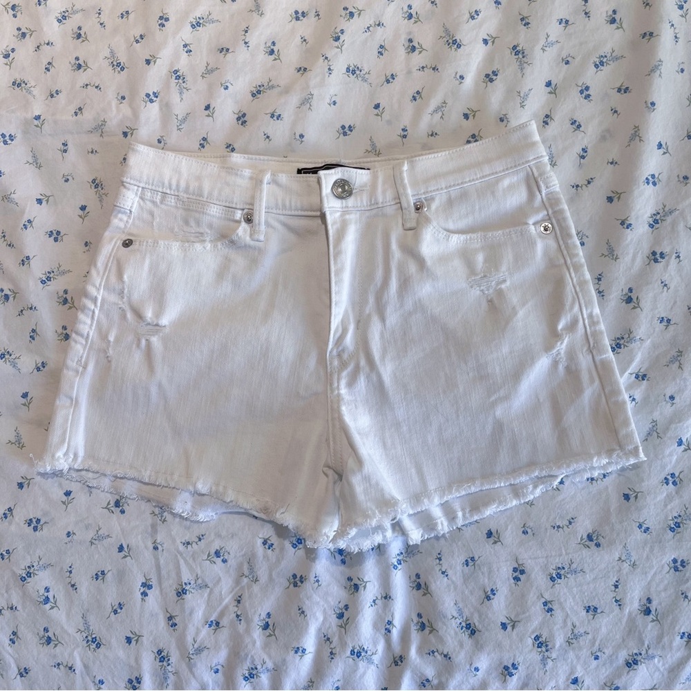 ABERCROMBIE & FITCH white denim shorts